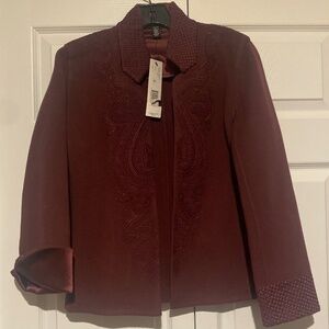 NWT BEAUTIFUL LINDA ALLARD ELLEN TRACY PLUM COLOR BLASER SIZE 8 petite